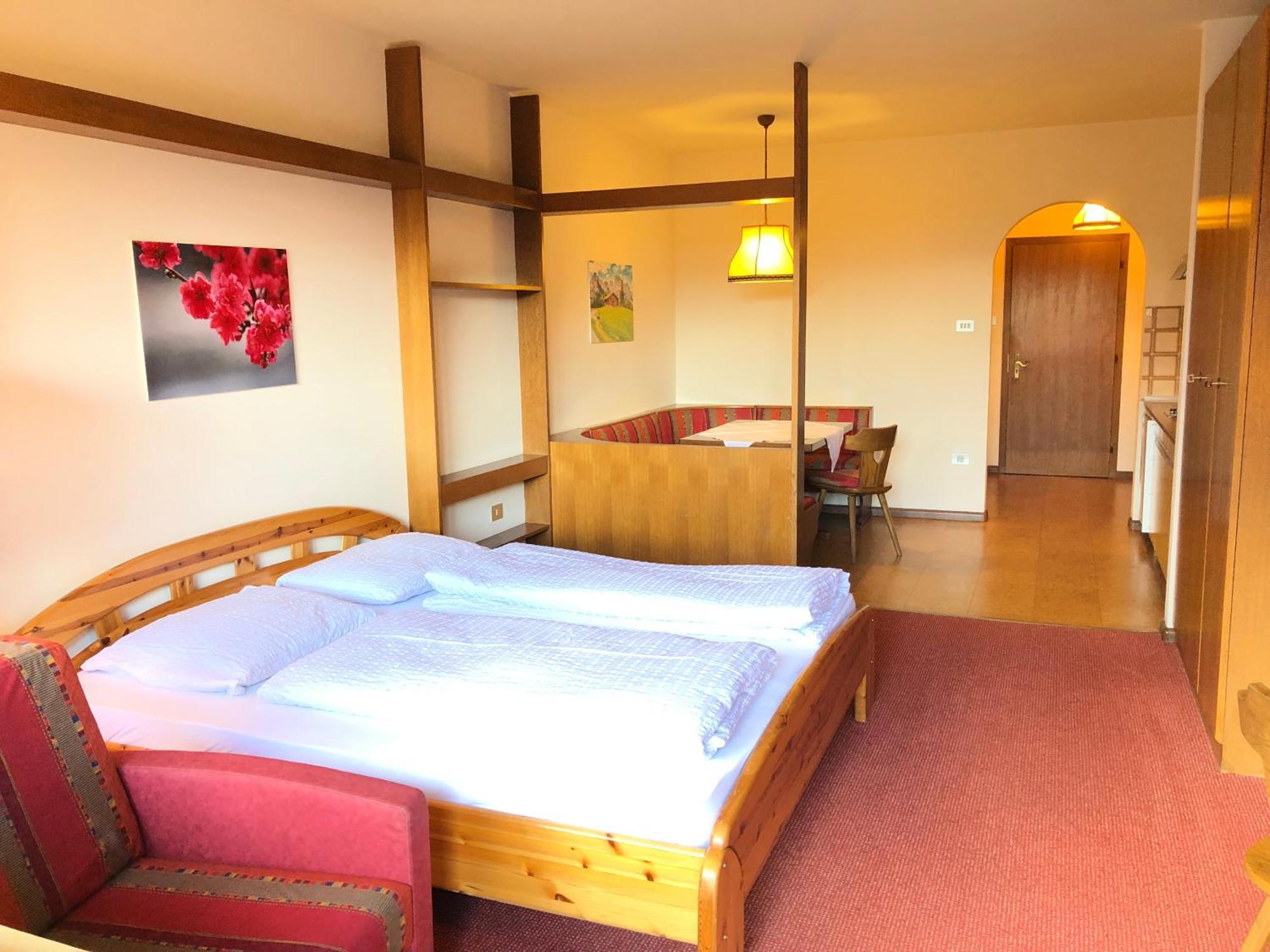 Apartments Feyerlin Lana Room photo