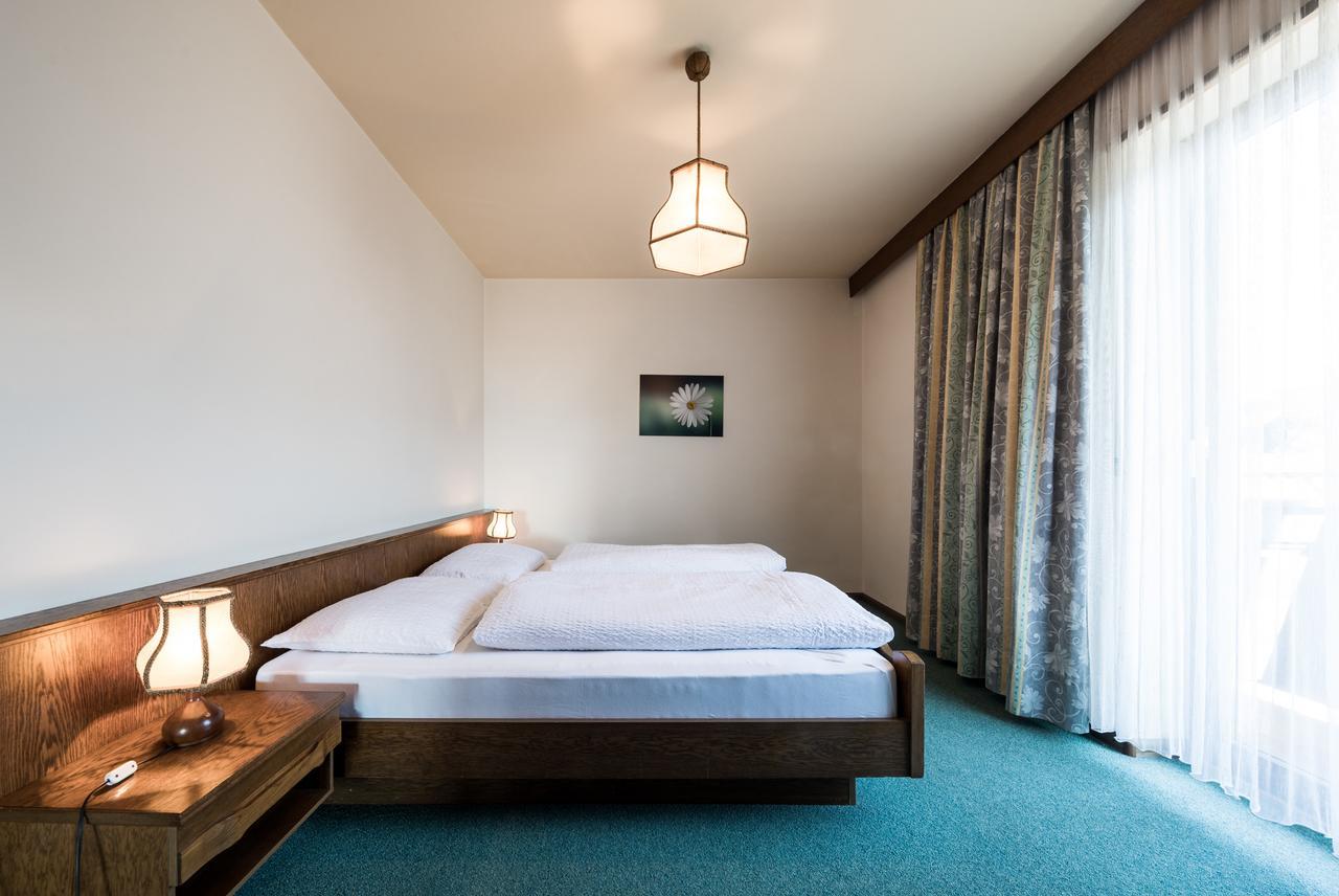 Apartments Feyerlin Lana Room photo